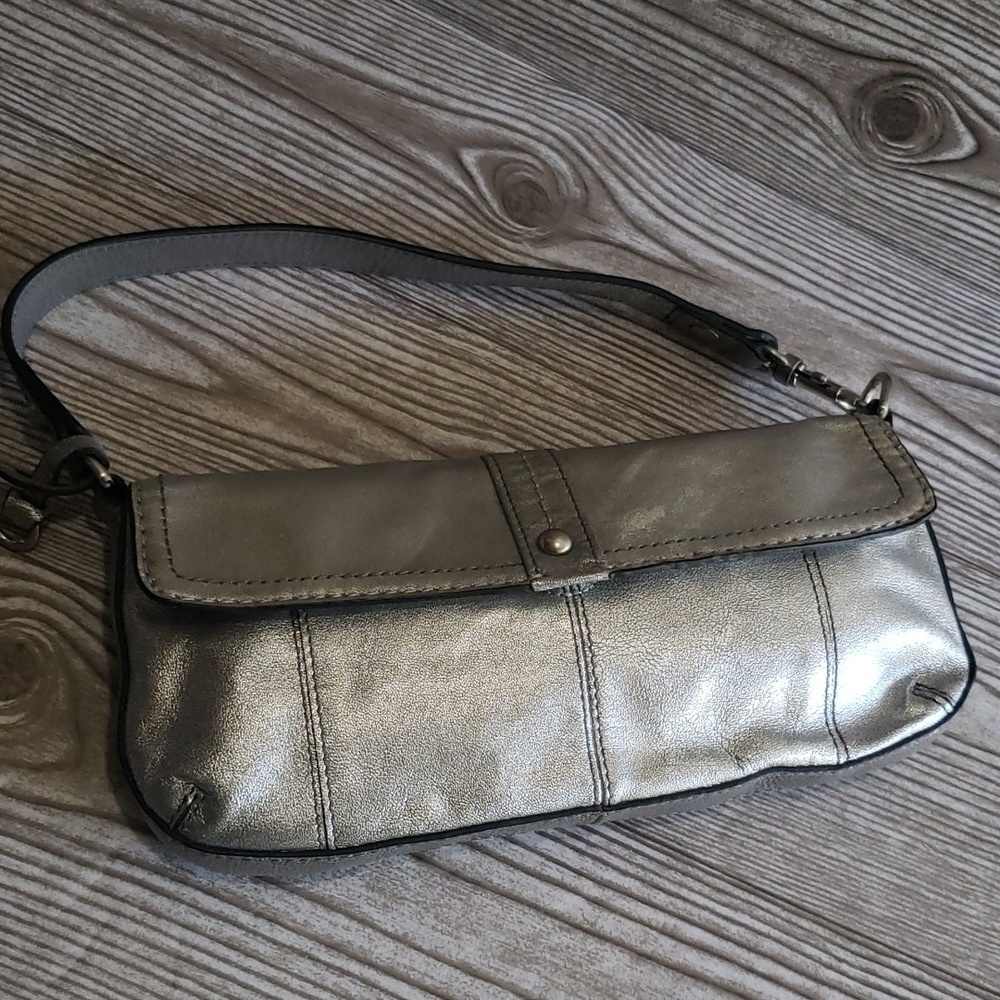 Fossil pewter silver small shoulder handbag